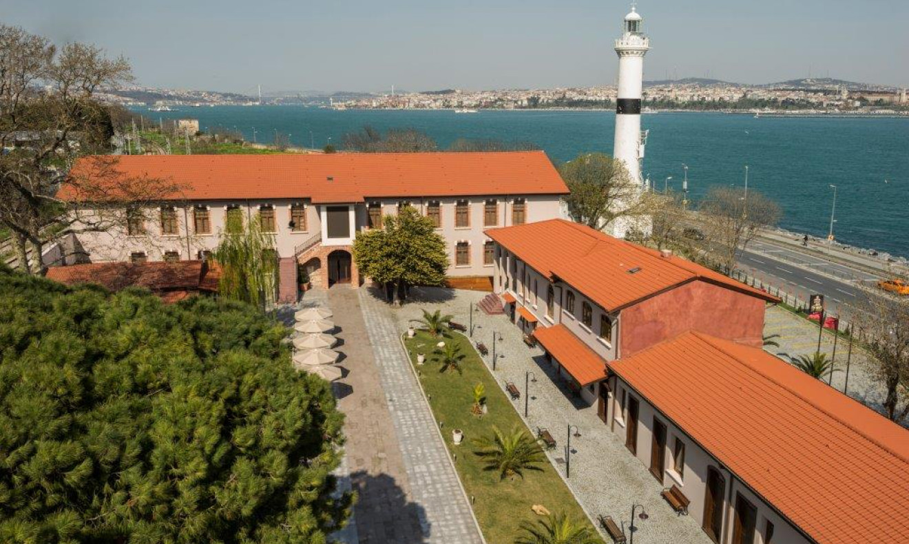 İstanbul Sağlık ve Sosyal Bilimler Meslek Yüksekokulu